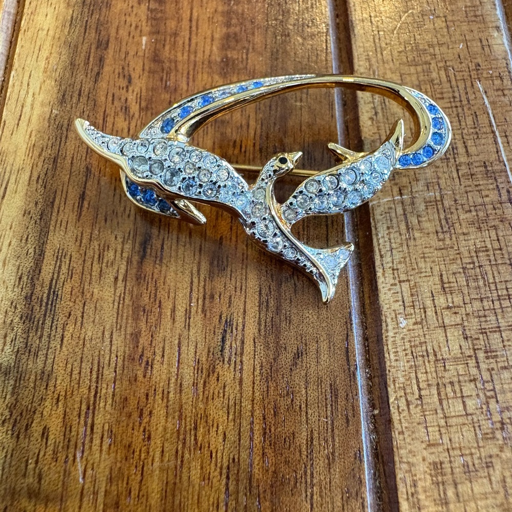 Vintage Swarovski Crystal Celebrate the Freedom Dove Bird Pin Brooch Signed EUC